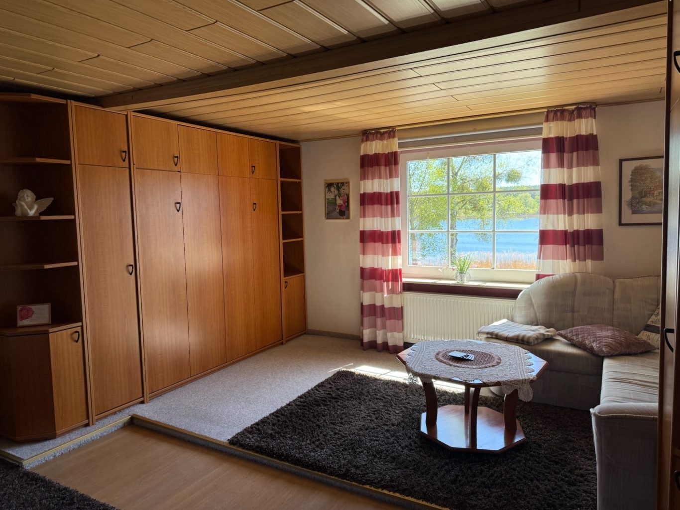 Blick in Richtung Schrankbett